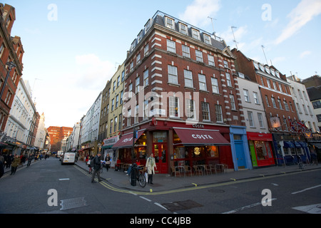 Kreuzung der old Compton Street und Dean street in Soho London-England-UK-Vereinigtes Königreich Stockfoto
