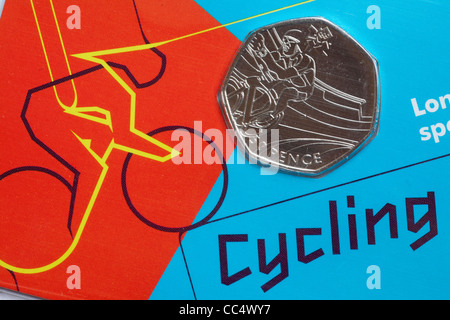 Sonderausgabe 50 Pence Münze, 50 Pence Münze, Teil der Londoner Sportsammlung 2012 für die Olympischen Olympischen Spiele - Radfahren Stockfoto