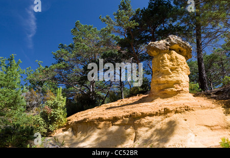 Le Colorado Provençal, Rustrel, Provence, Frankreich, Colorado Provencal rockt Stockfoto