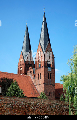 Klosterkirche St. Trinitatis in der Stadt Neuruppin in Brandenburg. Stockfoto