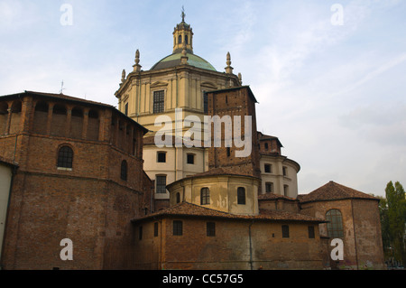 Basilica di San Lorenzo Maggiore Kirche mit Parco Delle Basiliche Park Mailand Lombardei Italien Europa Stockfoto