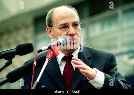 Porträt von Gregor Gysi * 16.01.1948: deutscher Politiker der Partei die linke. Stockfoto