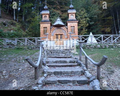 Russische Kapelle auf der Straße passieren Vršič Stockfoto