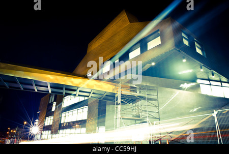 Der Bienenstock in der Nacht - im Bau in Worcester Stadtzentrum entfernt. Europa der Öffentlichkeit & Universitätsbibliothek zuerst voll integriert. Stockfoto