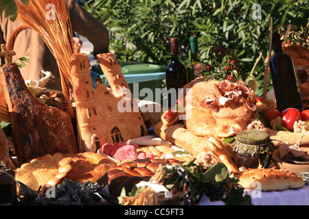 Marktstand beim Bauernherbst in Mali Losinj Stockfoto