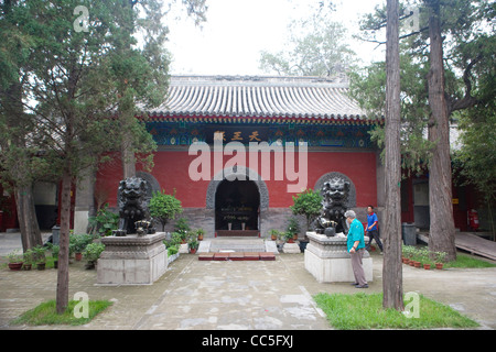 Himmlische König Hall, Fa Yuan Tempel, Peking, China Stockfoto