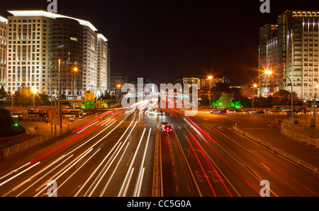 Chang-Avenue in der Nacht, Peking, China Stockfoto