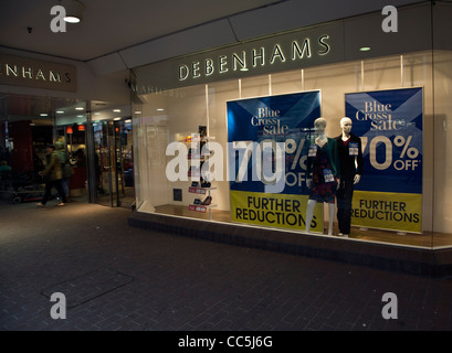 Debenhams Kaufhaus Januar Umsatz Ipswich Stockfoto