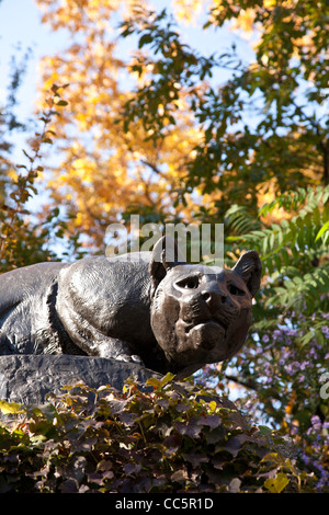 "Noch Hunt" Cougar Skulptur, Ost fahren, "Cat Hill', Central Park, New York Stockfoto