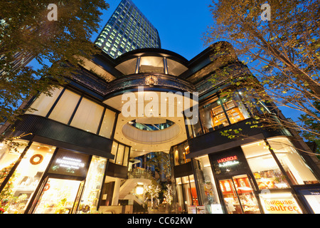 Japan, Tokio, Marunouchi, Marunouchi Naka-Dori Straße, Brick Square Shopping-Komplex Stockfoto