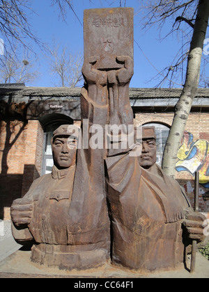 Bronzestatue, 798 Art Zone, Peking, China Stockfoto