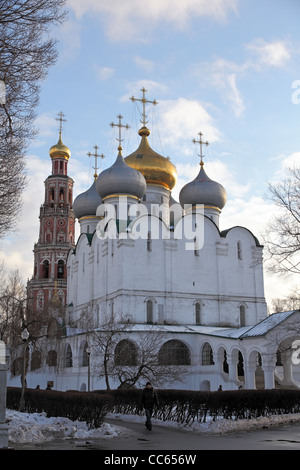 Kathedrale der Heiligen Jungfrau von Smolensk. Ensemble der Nowodewitschi-Kloster. Moskau, Russland. Winter 2012. Stockfoto