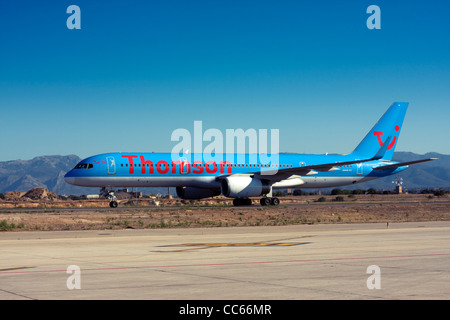 Thomson Airways Boeing 757 in Palma De Mallorca, Son San Juan Flughafen, Mallorca, Spanien Stockfoto