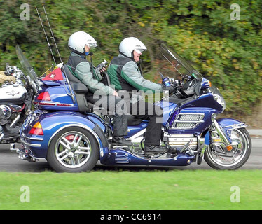 Ein Trike Motorrad gesehen bei Aust Autobahnraststätten, Bristol, England. Stockfoto