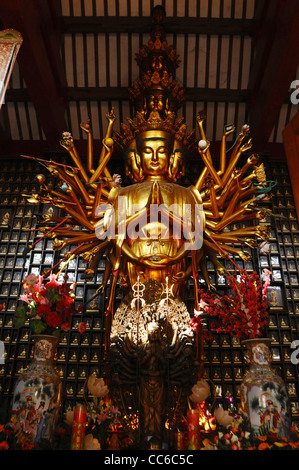 Avalokiteshvara Statue, Mahavira-Halle, Mt. Xishan Scenic Resort Guiping, Guigang, Guangxi, China Stockfoto