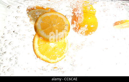 Spalsh Zitrone Stockfoto