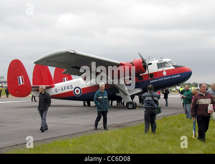 Scottish Aviation Twin Pioneer (G-APRS) am Flugplatz Kemble, Kemble, Gloucestershire, England. Stockfoto