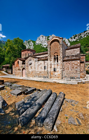 Die byzantinische Kirche Porta Panagia, in der Nähe von Pili Stadt, direkt neben dem Portaikos Fluss, Trikala, Thessalien, Griechenland. Stockfoto