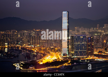 China, Hong Kong, Blick vom Victoria Peak, West Kowloon Skyline und International Commerce Center Building (ICC) Stockfoto