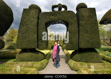 Levens Hall Topiary Garten in der Nähe von Lake Windermere, Cumbria, Lake District, England, UK Stockfoto