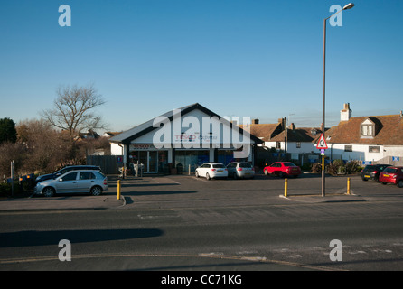 Vordere Fassade ein Tesco Express Shop Store Deutschland Stockfoto