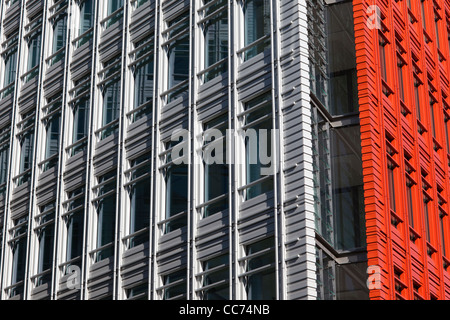 Central St. Giles, modernen Büro- und Wohngebäude entworfen von Renzo Piano im Zentrum von London Stockfoto