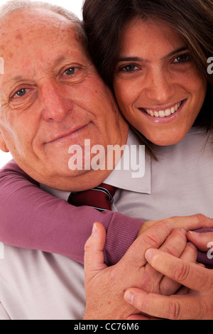 glücklicher Vater und Tochter gab eine Zärtlichkeit Umarmung Stockfoto