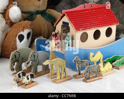 Noah und seiner Arche Holzspielzeug, UK Stockfoto