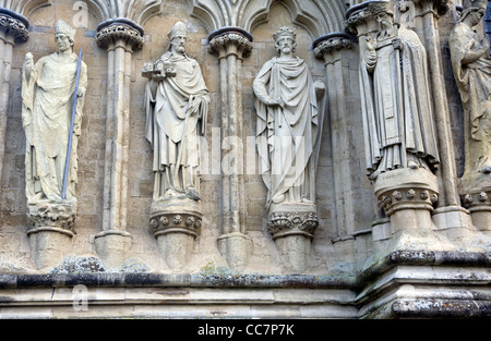 Stein Statuen die Kathedrale von Salisbury, Wiltshire, England Stockfoto