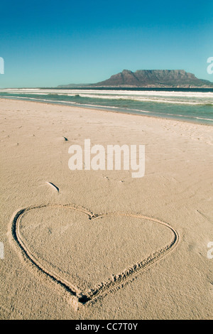 Herz im Sand, Blouberg Strand, Blouberg, Kapstadt, Western Cape, Kapprovinz, Südafrika Stockfoto