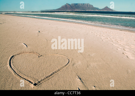 Herz im Sand, Blouberg Strand, Blouberg, Kapstadt, Western Cape, Kapprovinz, Südafrika Stockfoto