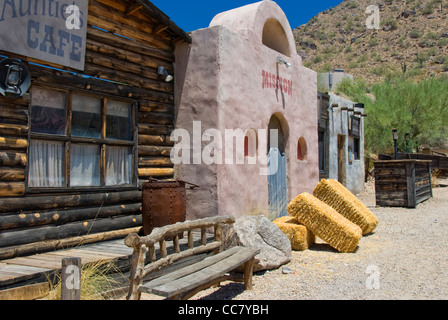 Wild-West-Gebäude auf Mumie Mountain, Scottsdale, Arizona Stockfoto