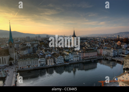 Blick vom Grossmuenster, Zürich, Schweiz. Stockfoto