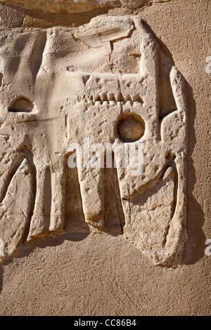 Ansicht des Reliefs auf den ersten Pylon am Tempel des Pharao Ramses III, Medinet Habu, West Bank, Luxor, Ägypten Stockfoto