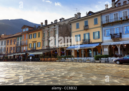 Uferpromenade von Cannobio, Verbania, Piemont, Italien im winter Stockfoto