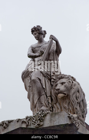 Detail des Pro-Patria-Denkmals auf Martelarenplein, Brüssel Stockfoto