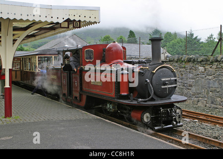 Wieder Eisenbahn doppelseitigen Fairlie Lokomotive David Lloyd George im Jahr 1992 auf dem Zug am Bahnhof oder wieder aufgebaut Stockfoto