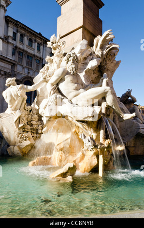 Vier Flüsse-Brunnen (Fontana dei Quattro Fiumi) Piazza Navona-Rom Italien Stockfoto