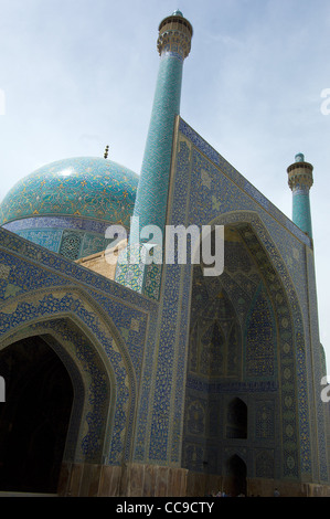 Dies ist die südliche Eivan und die Kuppel des Imam-Moschee in Isfahan, Iran, eine der schönsten Moscheen der Welt. Stockfoto