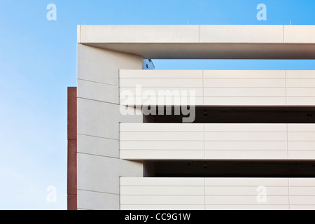 Architektonische Details von Parkhaus am Florida Hospital McRae in Orlando, FL Stockfoto