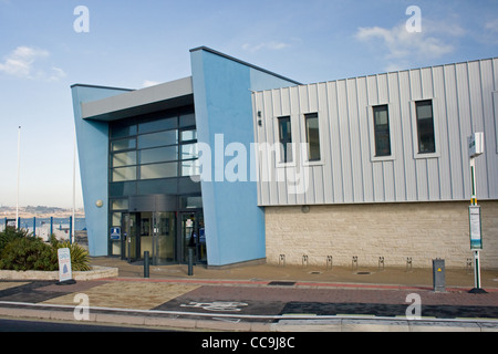 Die Vorderseite der Weymouth und Portland national Sailing Akademie Gebäude, Portland, Dorset, Großbritannien Stockfoto