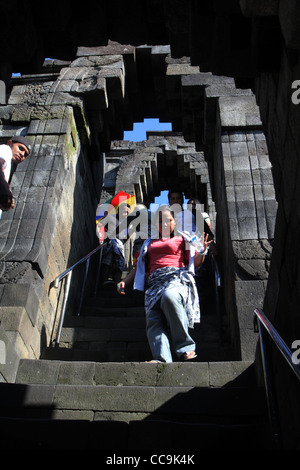 touristischen Borobudur buddhistischen Tempel Indonesien Mahayana Barabudur Yogyakarta Central Java Relief zum UNESCO-Weltkulturerbe Stockfoto