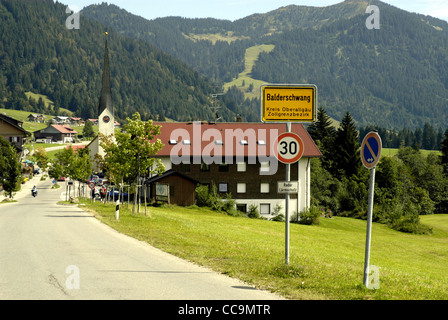 Berg Dorf Balderschwang in der Nähe von Sonthofen im Allgäu. Stockfoto