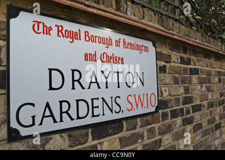 Straßenname Zeichen für Drayton Gärten, in der royal Borough of Kensington und Chelsea, London, england Stockfoto