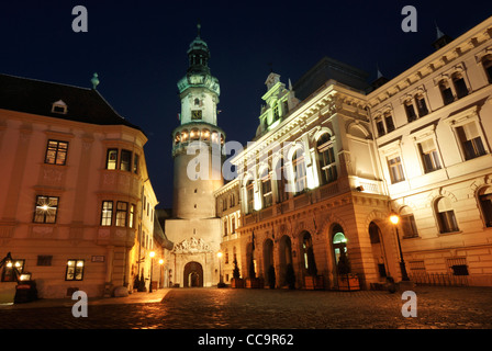 Fire Tower und Fo ter (Hauptplatz) Sopron Ungarn Stockfoto