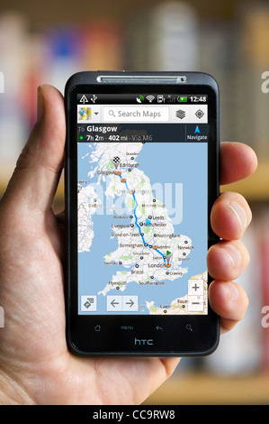 Google Maps Satellitennavigation auf ein HTC Desire HD Android-smartphone Stockfoto