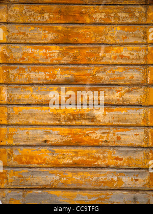 Hintergrundbild aus alten gelben Holzplatten Stockfoto