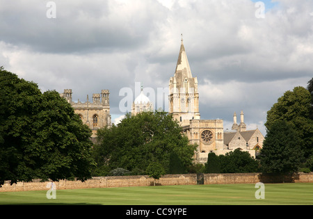 Christ Church College in Oxford University und die Kathedrale Stockfoto
