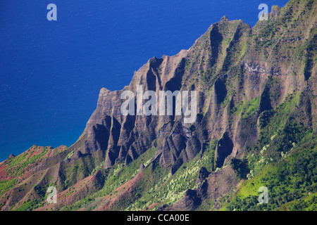 Luftbild der Na Pali Küste und das Kalalau Valley, Kauai, Hawaii. Stockfoto