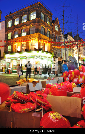 Chinese New Year Laternen in der Gerrard Street, Chinatown, West End, City of Westminster, London, England, Vereinigtes Königreich Stockfoto